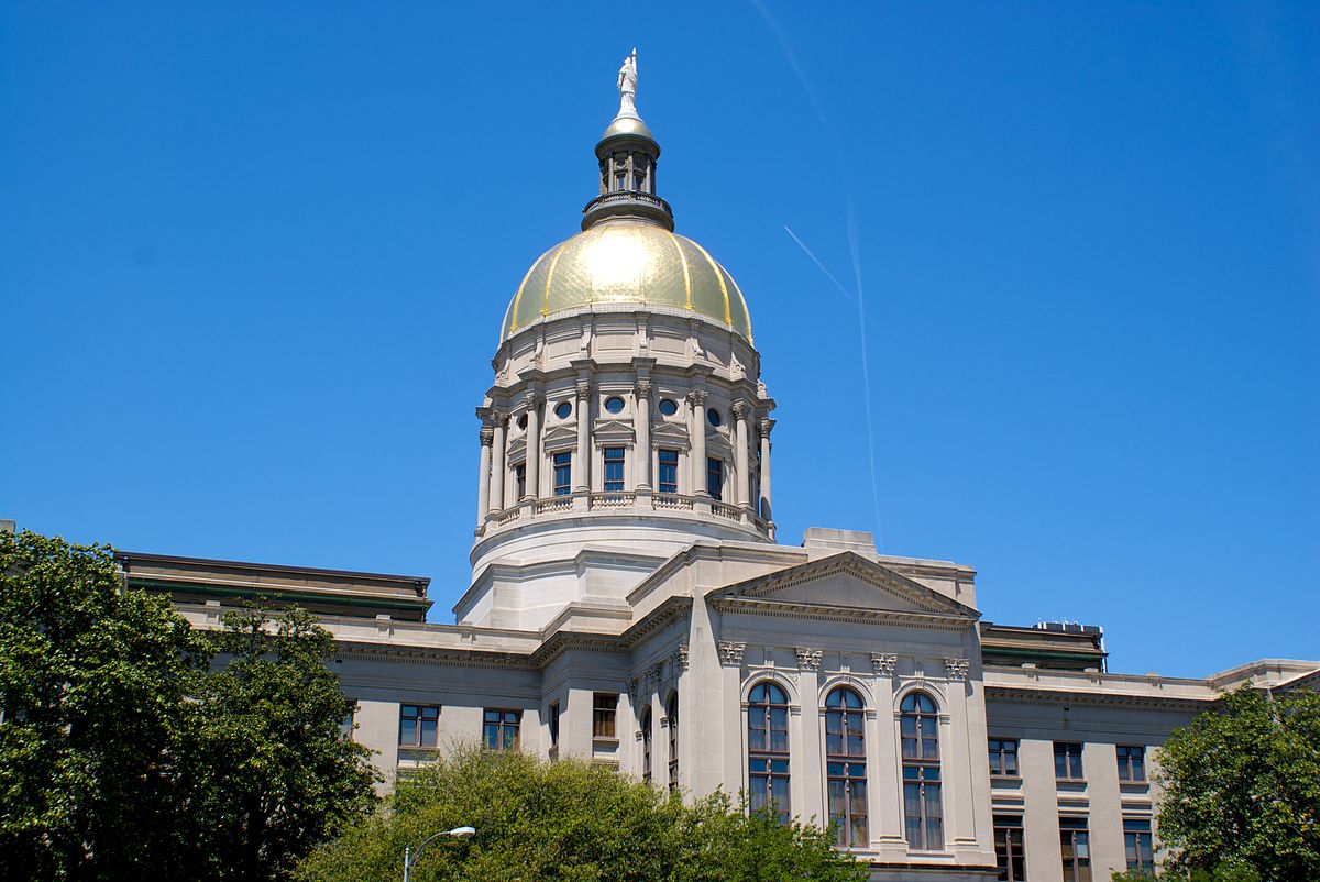 1200px-Georgia-state-capitol